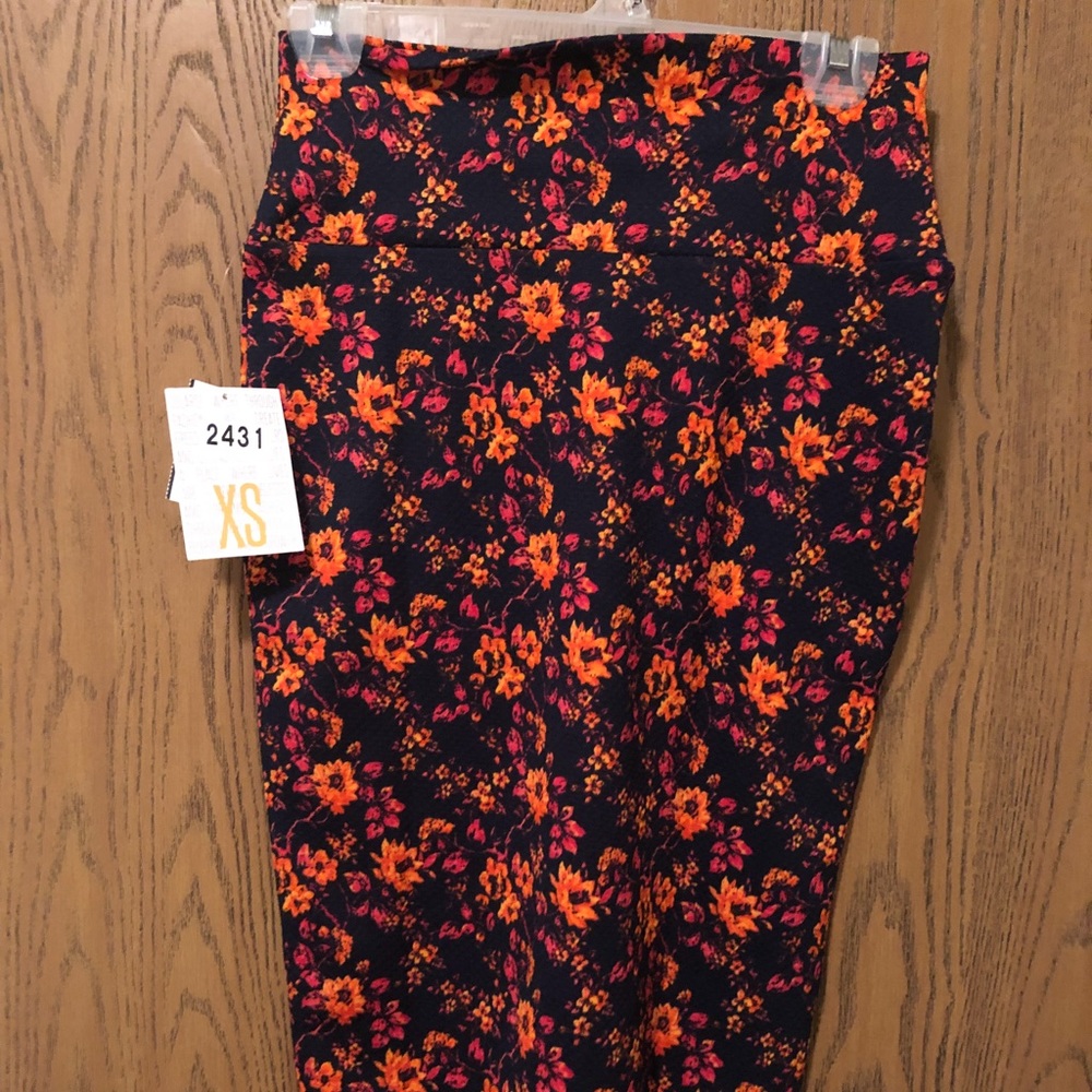 Brand new LulaRoe Cassie